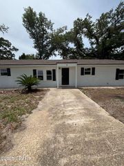 715 W 17th Street 3, Lynn Haven, FL 32444