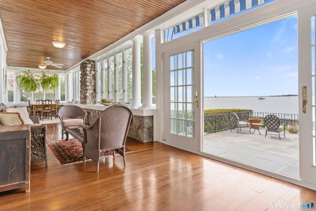 215 Ocean Drive West, Stamford, CT 06902