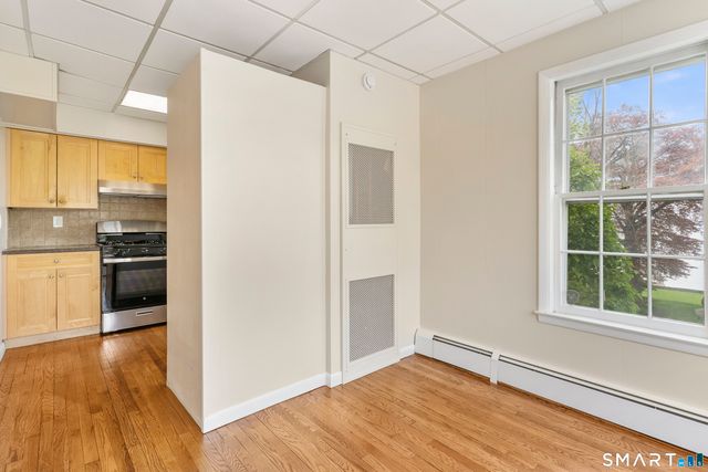 215 Ocean Drive West, Stamford, CT 06902