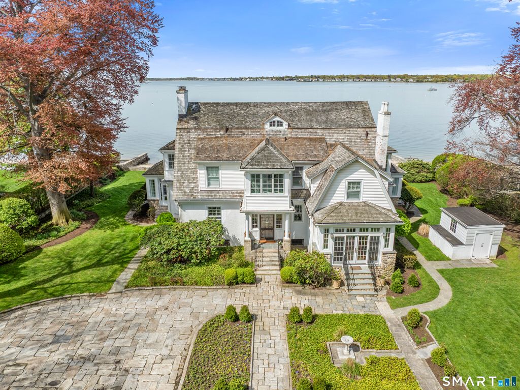 215 Ocean Drive West, Stamford, CT 06902