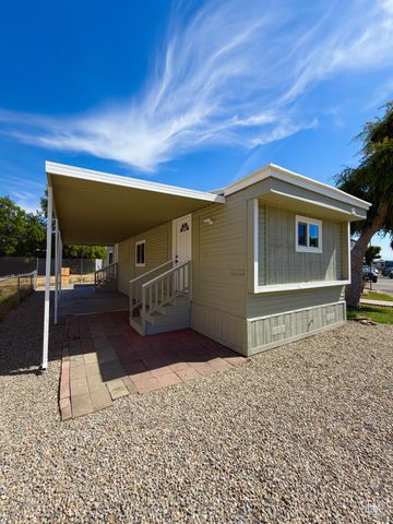 3458 Michelaine, Bakersfield, CA 93304