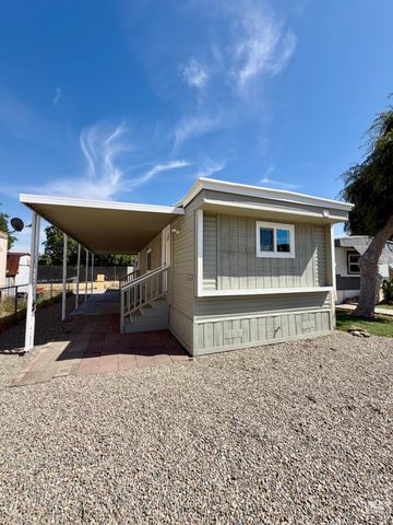 3458 Michelaine, Bakersfield, CA 93304