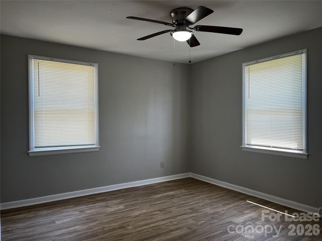 2213 Shamrock Drive, Charlotte, NC 28205