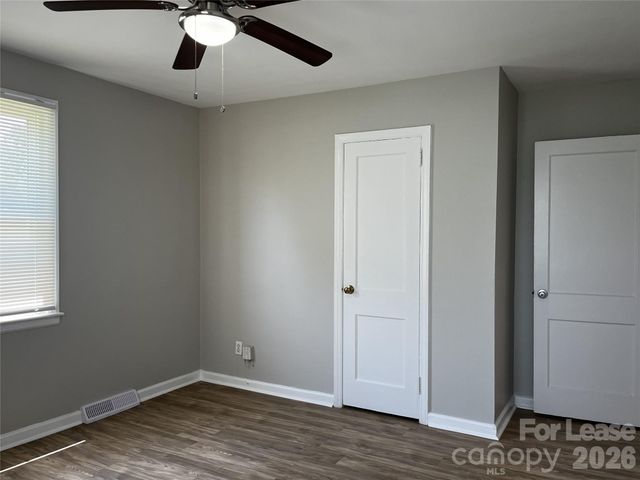 2213 Shamrock Drive, Charlotte, NC 28205