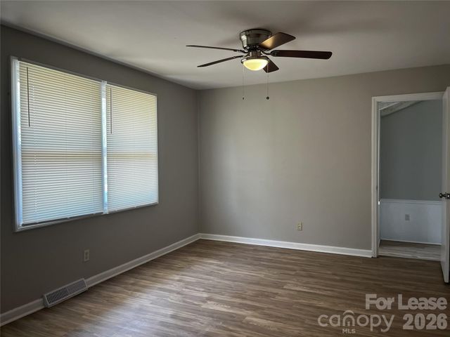 2213 Shamrock Drive, Charlotte, NC 28205