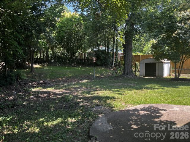 2213 Shamrock Drive, Charlotte, NC 28205