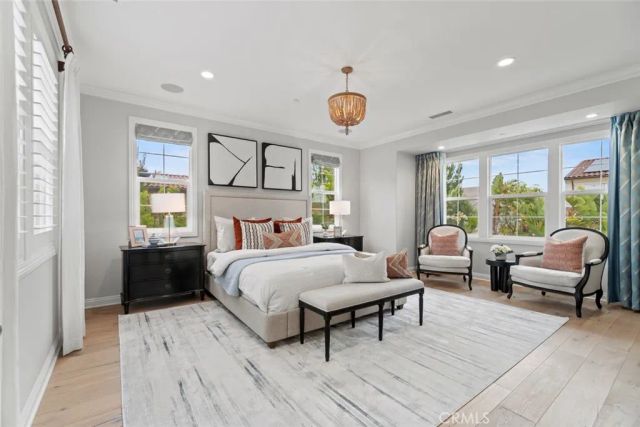 208 Radial, Irvine, CA 92618