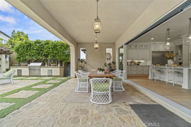 208 Radial, Irvine, CA 92618
