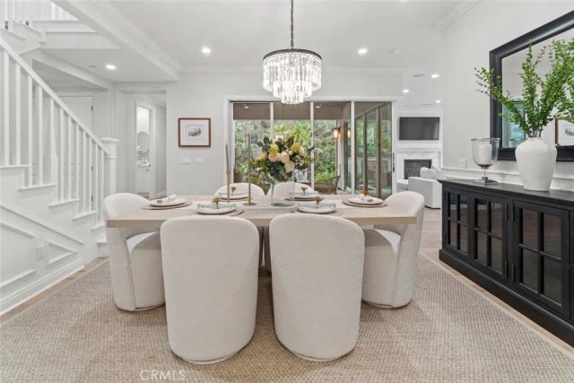 208 Radial, Irvine, CA 92618
