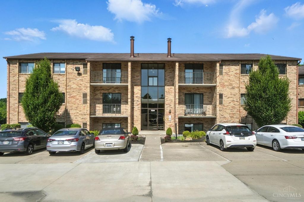 7234 Creekview Drive, Colerain Twp, OH 45247