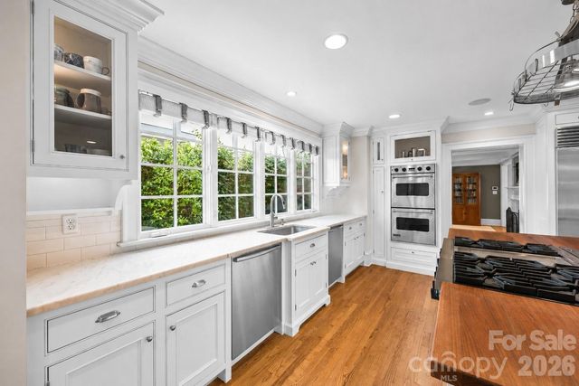 1620 Biltmore Drive, Charlotte, NC 28207