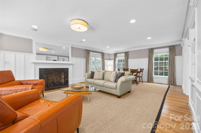 1620 Biltmore Drive, Charlotte, NC 28207