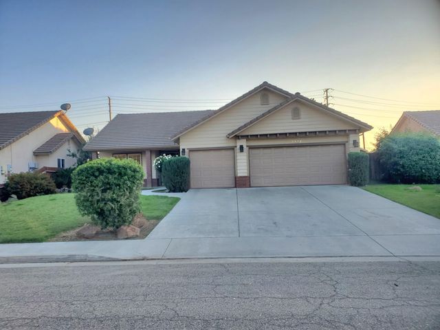 2447 S Beech Drive, Visalia, CA 93292
