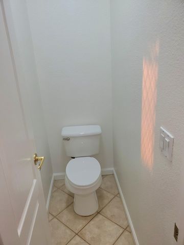 2447 S Beech Drive, Visalia, CA 93292