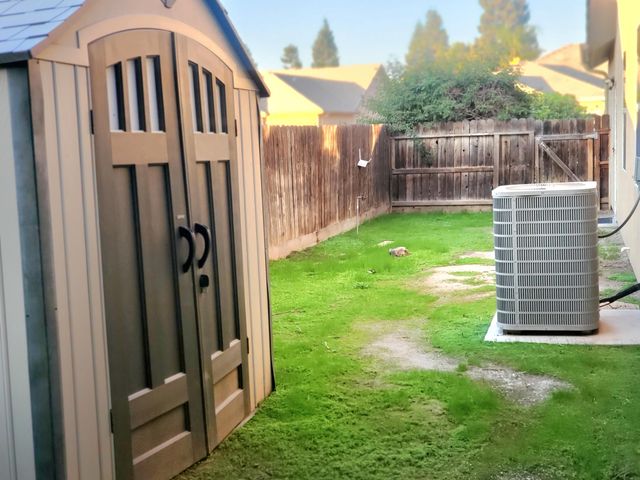 2447 S Beech Drive, Visalia, CA 93292