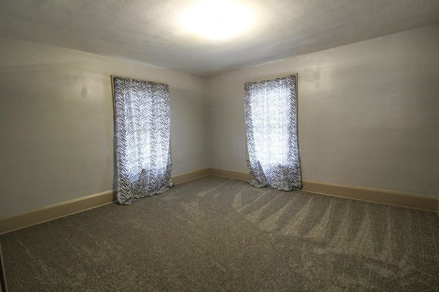1338 Pine Street, Zanesville, OH 43701