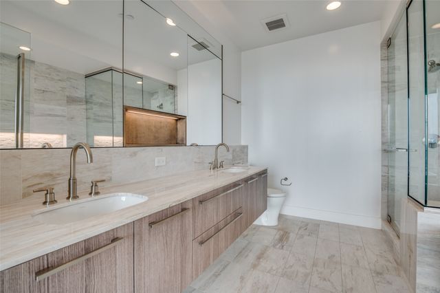 3130 N Harwood Street 1802, Dallas, TX 75201