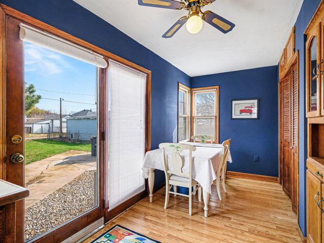 2324 AVENUE D, Council Bluffs, IA 51501