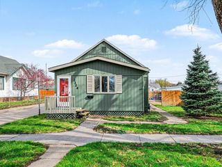 2324 AVENUE D, Council Bluffs, IA 51501