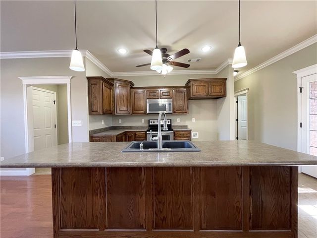 188 Sagewood Lane, Russellville, AR 72802