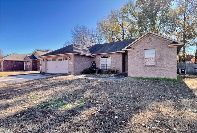 188 Sagewood Lane, Russellville, AR 72802