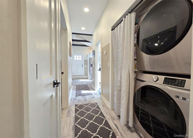 8 Alice Street, East Patchogue, NY 11772