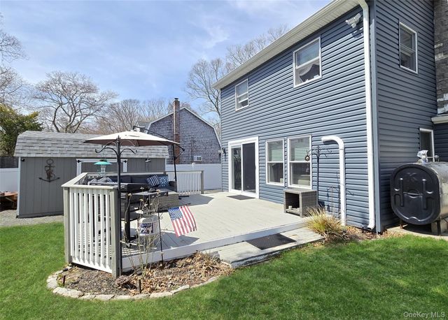 8 Alice Street, East Patchogue, NY 11772