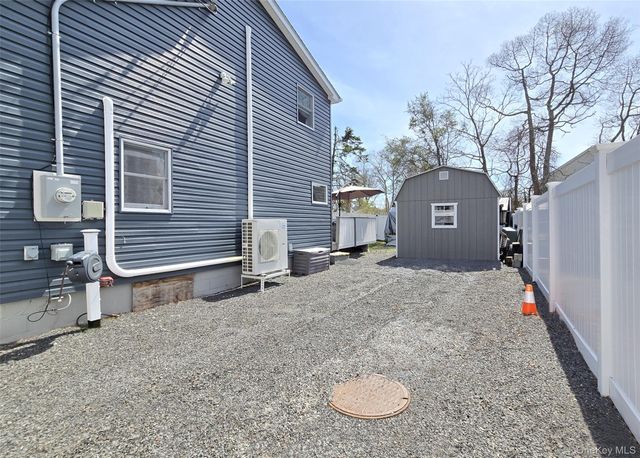 8 Alice Street, East Patchogue, NY 11772