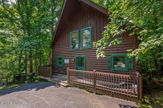 560 Wildwood Forest Way, Sevierville, TN 37876