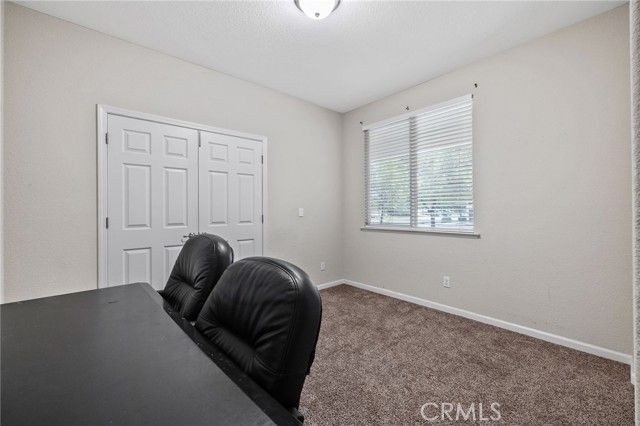 1382 S Wintercrest Avenue, Hanford, CA 93230