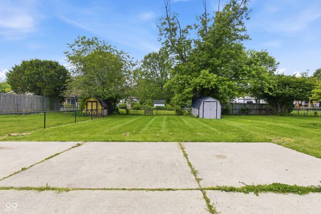 8909 Mariposa Drive, Indianapolis, IN 46234
