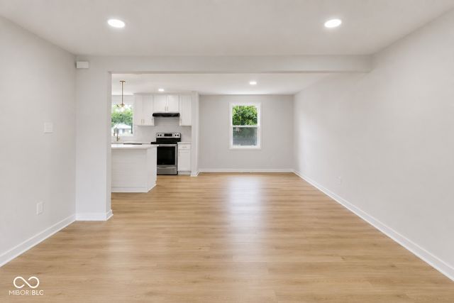 8909 Mariposa Drive, Indianapolis, IN 46234