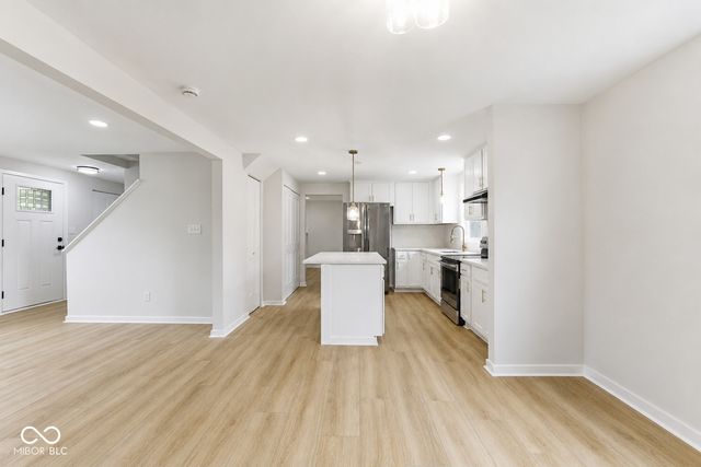 8909 Mariposa Drive, Indianapolis, IN 46234