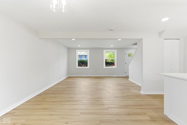 8909 Mariposa Drive, Indianapolis, IN 46234