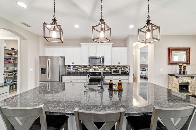 1983 NW 79TH LOOP, Ocala, FL 34475