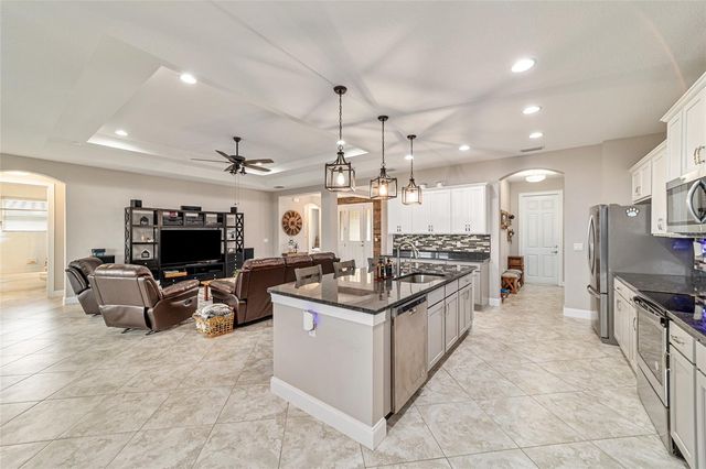 1983 NW 79TH LOOP, Ocala, FL 34475