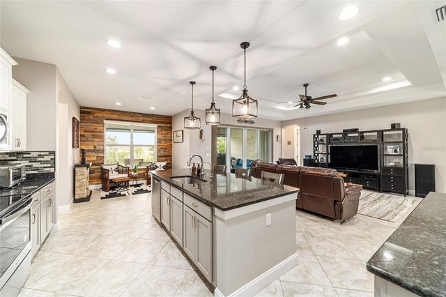 1983 NW 79TH LOOP, Ocala, FL 34475