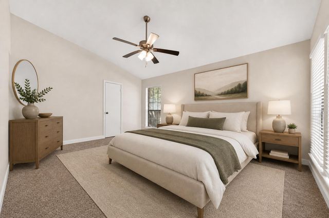 2211 S Kirkwood Road 68, Houston, TX 77077