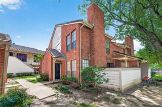 2211 S Kirkwood Road 68, Houston, TX 77077