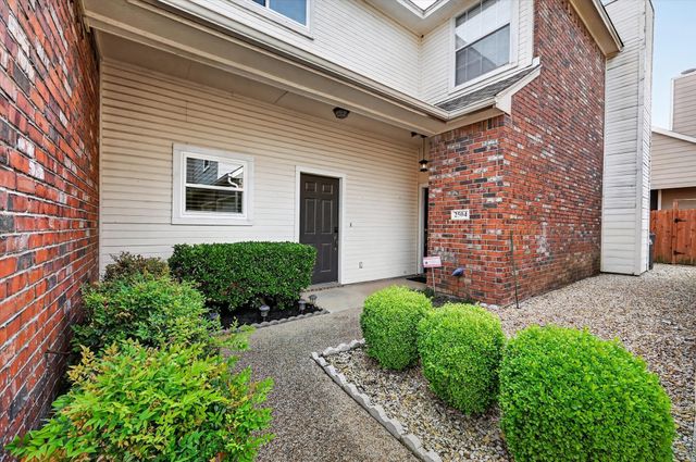 2506 Peargrove Circle, Arlington, TX 76006