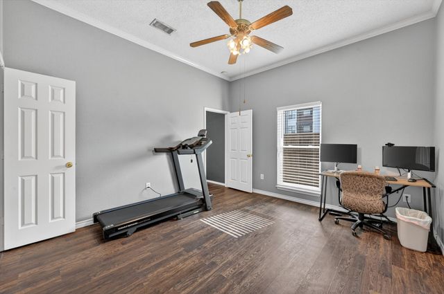 2506 Peargrove Circle, Arlington, TX 76006