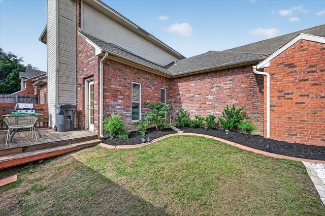 2506 Peargrove Circle, Arlington, TX 76006