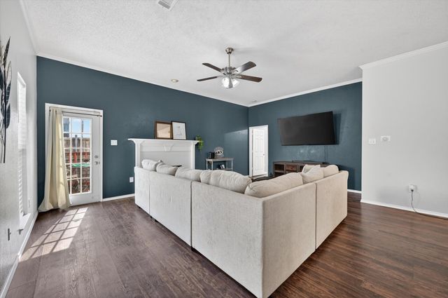 2506 Peargrove Circle, Arlington, TX 76006