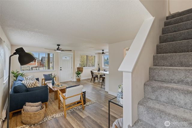 424 S 58th Street, Tacoma, WA 98408