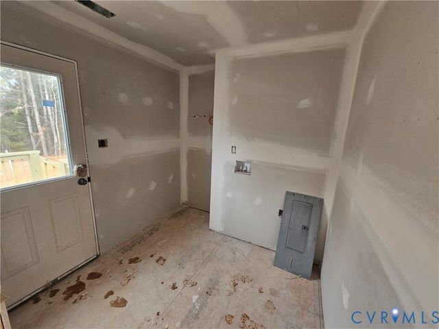 16270 Union Church Rd, Beaverdam, VA 23015