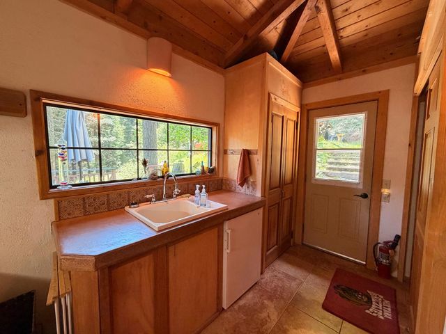 6105 Little Mountain Rd, Somerset, CA 95684