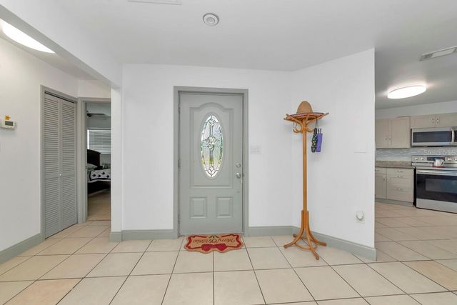 3281 DANTE DRIVE, Sarasota, FL 34235