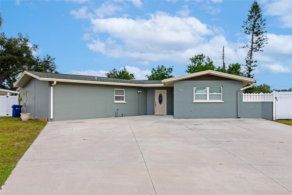 3281 DANTE DRIVE, Sarasota, FL 34235