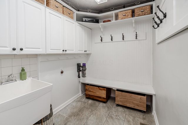 5794 Burnett Drive N, Galena, OH 43021