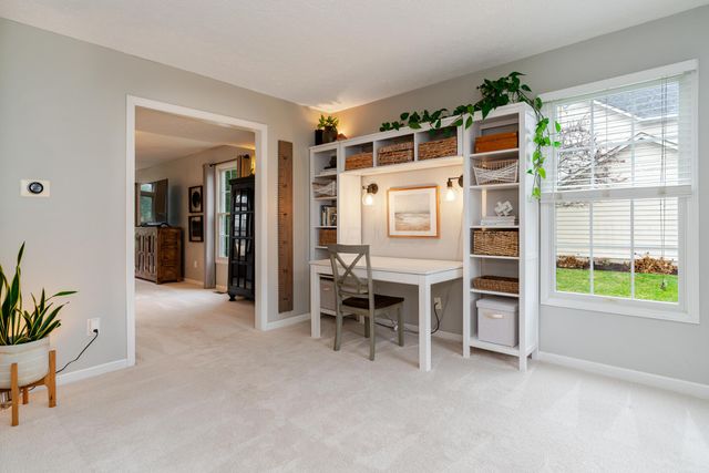 5794 Burnett Drive N, Galena, OH 43021